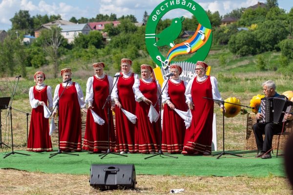 В Княгинине прошел фестиваль народных инструментов «Соловьиные напевы»