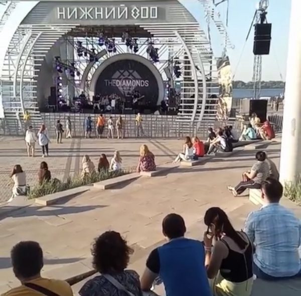 Видео дня: первые зрители на фестивале «Столица закатов» в Нижнем Новгороде