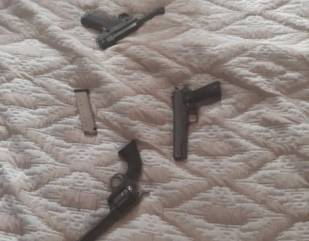 Два пистолета и револьвер обнаружили полицейские у нижегородца