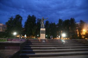Установка освещения на пяти памятниках близится к завершению в Нижнем Новгороде