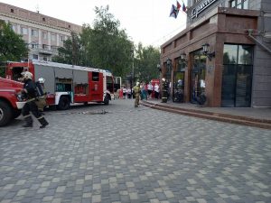 Пожар произошел в универмаге «Сормовские зори» в Нижнем Новгороде