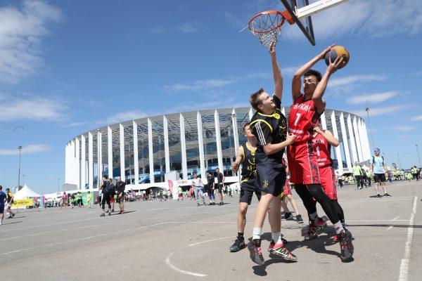 Футбольный матч Россия-Финляндия покажут на&nbsp;больших экранах площадки «Спорт-Порт» 16&nbsp;июня