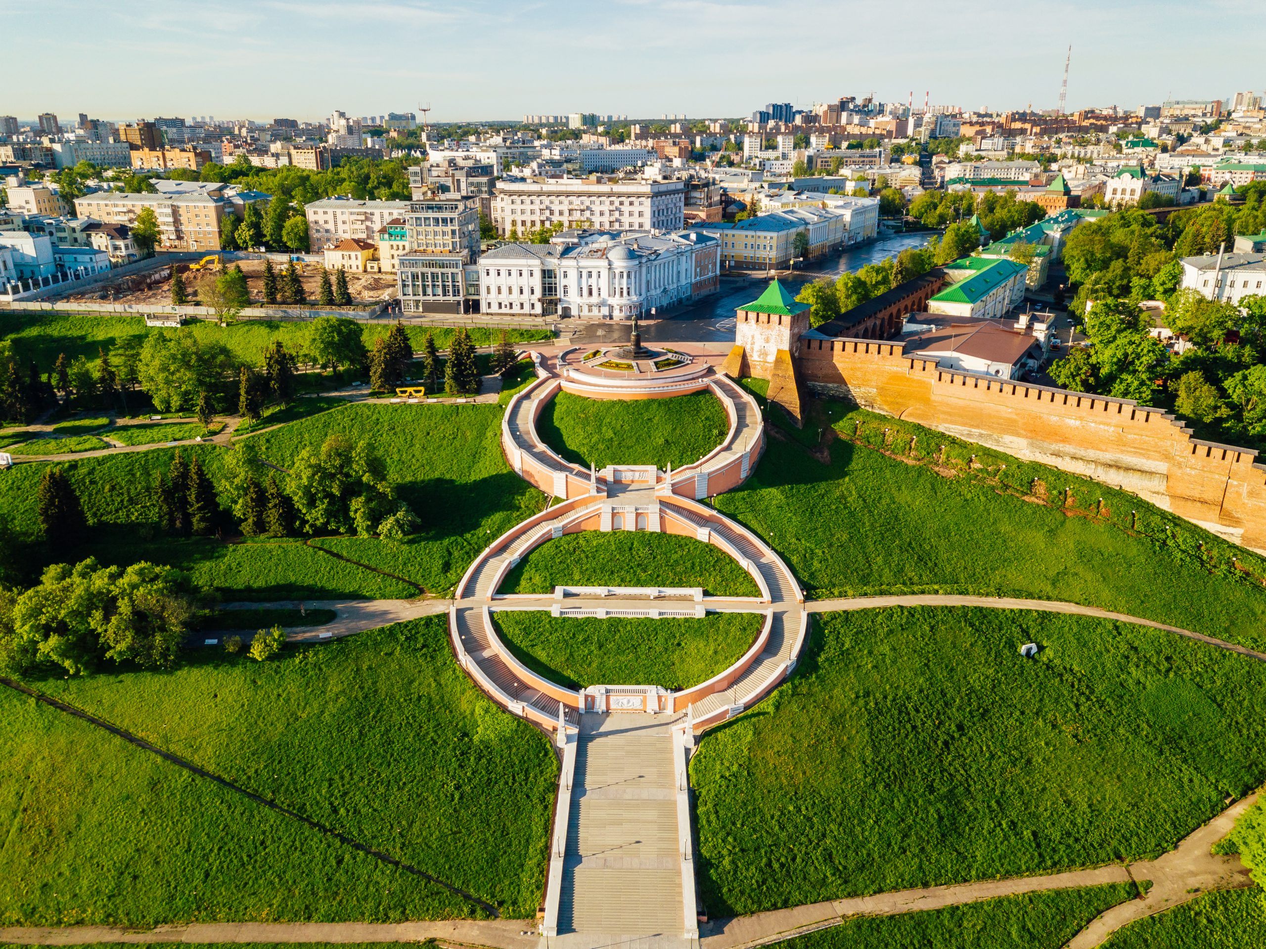 Чкаловскую лестницу в Нижнем Новгороде открыли для прогулок после реконструкции