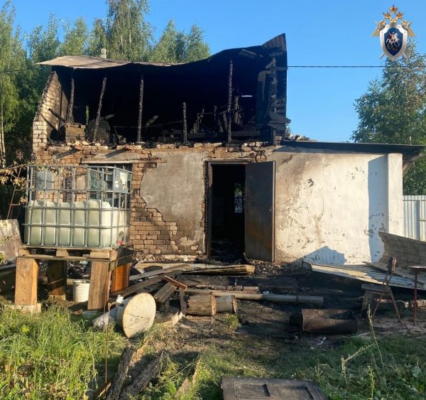 60-летний мужчина погиб на пожаре в Володарском районе