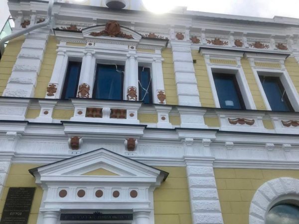 Фасад особняка купца Николая Бугрова отреставрировали в Нижнем Новгороде