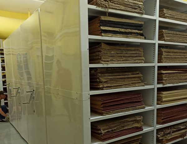 В&nbsp;Нижегородской областной библиотеке имени Ленина приступили к&nbsp;размещению фондов на&nbsp;новых передвижных стеллажах