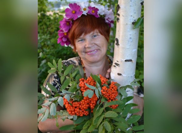 С пионерским задором и доброй улыбкой: пенсионерка из села Ильинское всегда готова помочь землякам