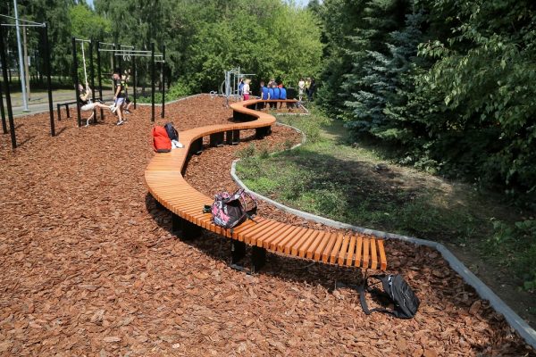 Сквер напротив бассейна «Дельфин» благоустроили в Нижнем Новгороде