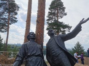 Территорию у&nbsp;памятника Максиму Горькому и&nbsp;Федору Шаляпину в&nbsp;городе Бор обновят к&nbsp;середине октября