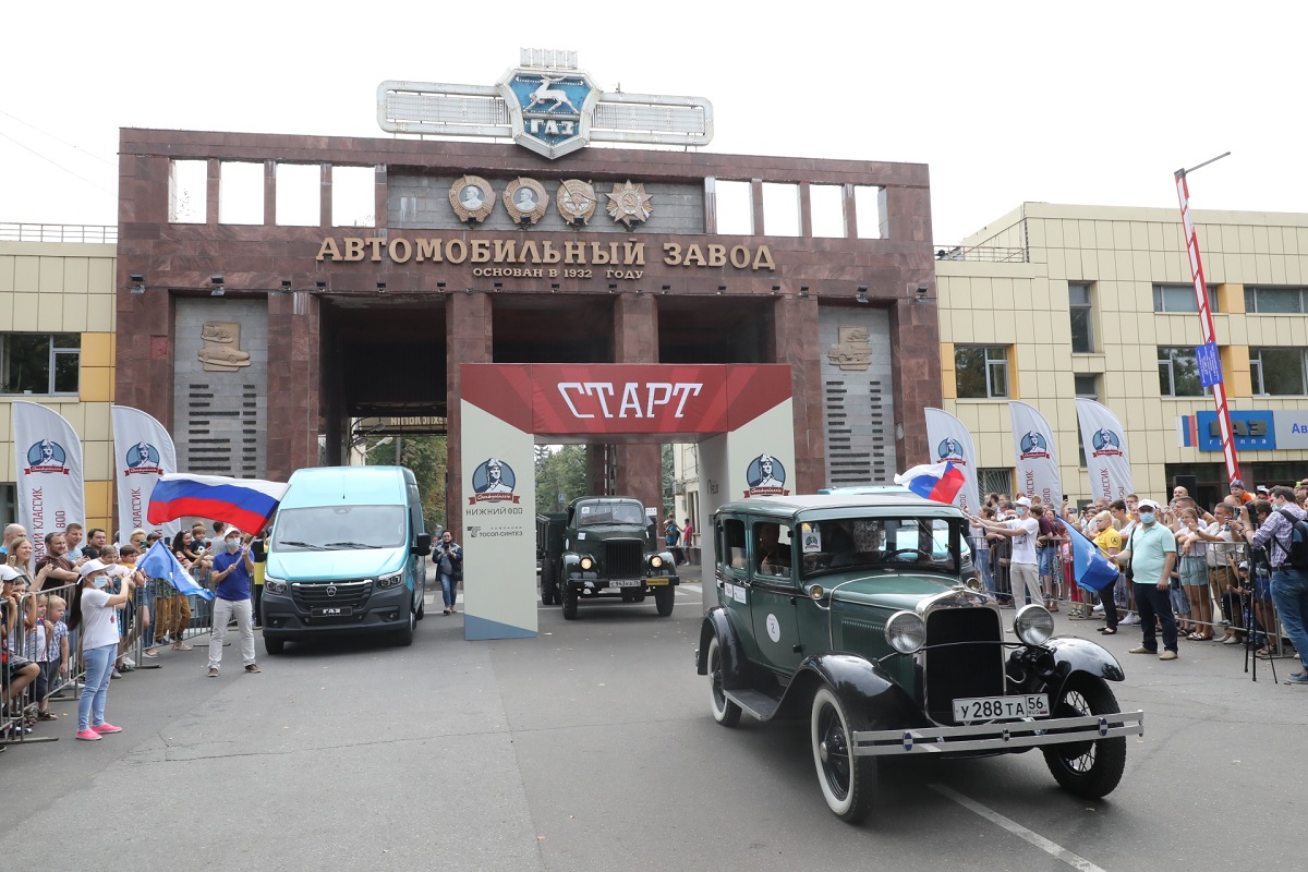 На фестивале задействованы одни из первых автомобилей ГАЗ