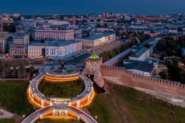 >Чкаловская лестница открылась после реконструкции: смотрим, как живет главная достопримечательность Нижнего Новгорода