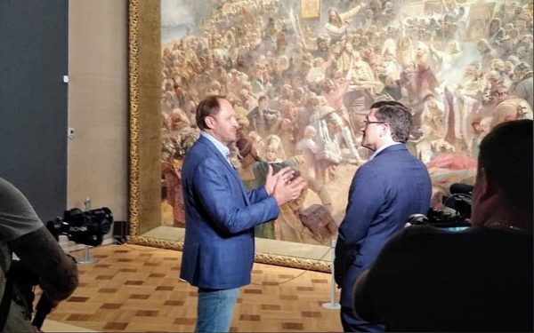 От классического искусства до стрит-арта: Кирилл Набутов снимает фильм о Нижнем Новгороде