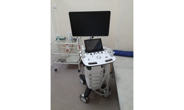 Медицинское оборудование и автомобили повышенной проходимости поступили в Вачскую ЦРБ