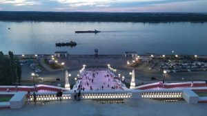 Пользователям сервиса «Шаги ВКонтакте» предлагают бросить вызов Чкаловской лестнице