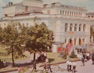 Город ясных зорь: вспоминаем, как отмечали юбилей Горького 50 лет&nbsp;назад