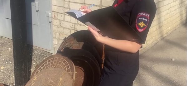 Лишение свободы грозит паре из Дзержинска за кражу канализационных люков