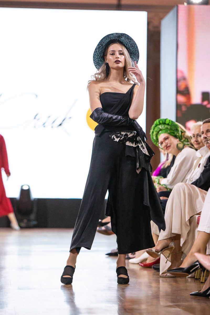 Дизайнеры нашли, чем удивить зрителей и членов жюри