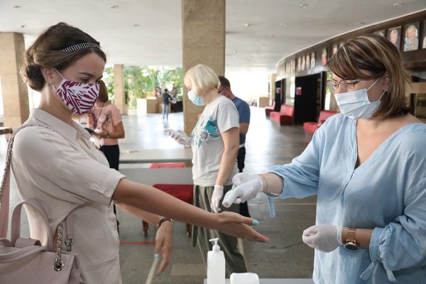 Пик новой волны коронавируса в Нижегородской области придется на середину сентября