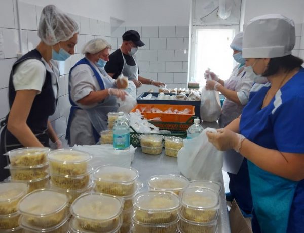 Около 5 000 продуктовых наборов передали арзамасские предприятия для сотрудников МЧС, борющихся с&nbsp;природными пожарами