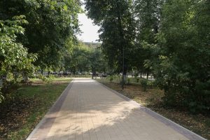 Благоустроенный сквер Чкалова открылся в Канавинском районе