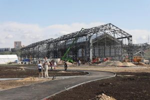 Благоустроенная Стрелка частично откроется в конце августа