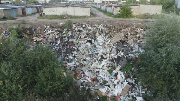 В Дзержинске приступили к ликвидации крупной свалки вблизи Заревской объездной дороги