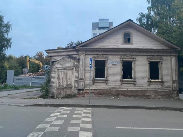Наличники со старинного дома на улице Сергиевской будут сохранены
