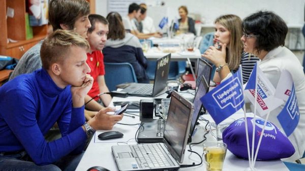 Команда из&nbsp;Нижегородской области стала победителем хакатона «Финансы, банкинг и&nbsp;страхование» конкурса «Цифровой прорыв»