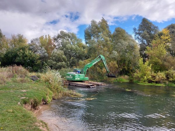 Более 10 километров русла реки Теши в Арзамасе расчистят до конца ноября