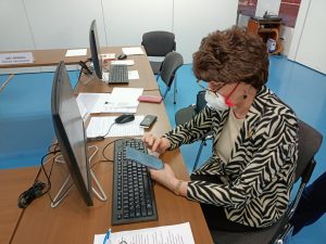 Валентина Цывова приняла участие в выборах при помощи дистанционного электронного голосования