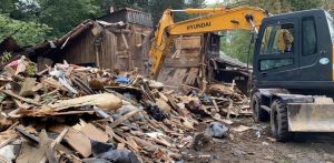 Еще 140 аварийных сараев снесли в Нижнем Новгороде