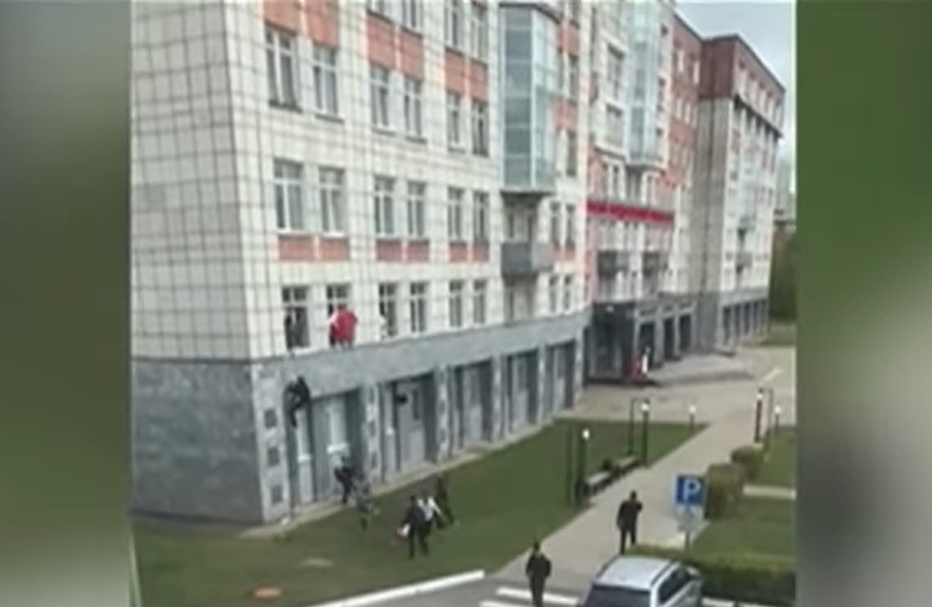 «Металлорамок на КПП никогда не было»: бывшая студентка Пермского университета прокомментировала стрельбу в вузе