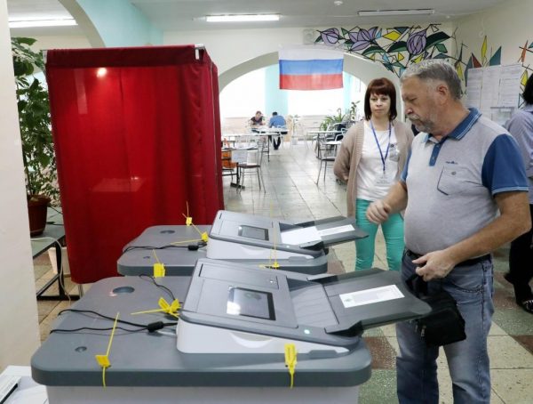 Областной избирком провел обучающий семинар о применении технических средств на выборах