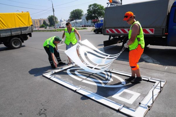 В центре Нижнего Новгорода запретят парковку на время нанесения разметки