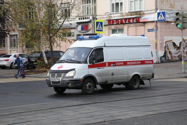 Машина «скорой» попала в массовое ДТП в Нижнем Новгороде