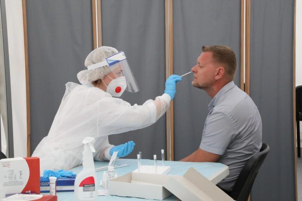 В Нижегородской области за сутки выявили 815 случаев заражения коронавирусом