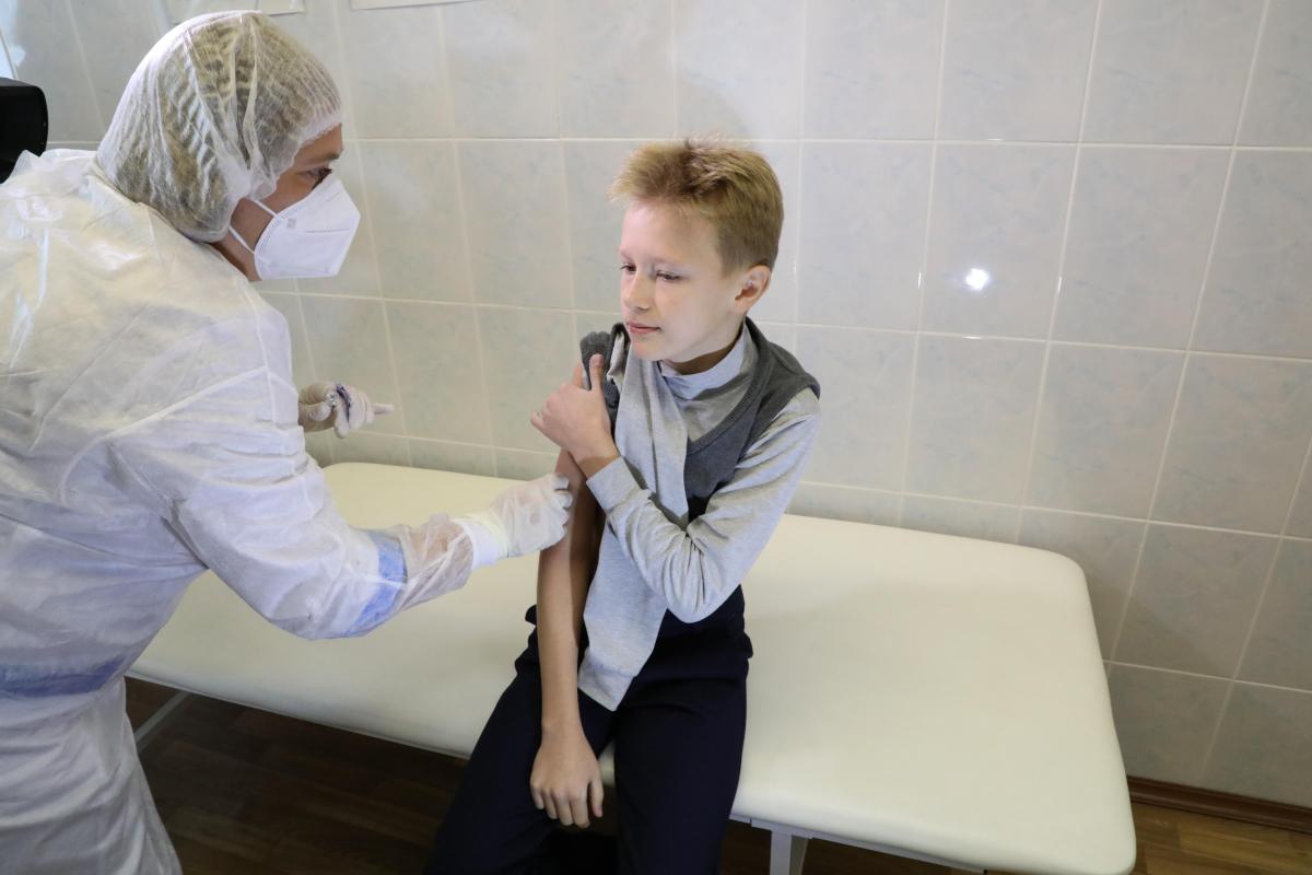 На острие атаки: семь важных вопросов про прививку от гриппа