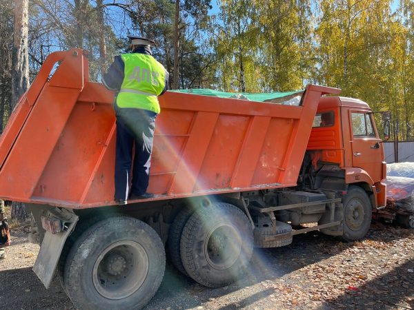 Рейды по выявлению незаконной транспортировке мусора прошли в Дзержинске