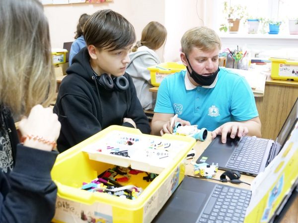 «Мобильный Кванториум» побывал в&nbsp;детском санатории «Солнечная поляна»