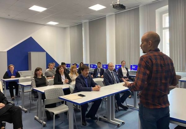 Нижегородские школьники стали участниками открытого урока «Искусственный интеллект в&nbsp;образовании»