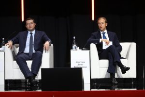 Денис Мантуров и Глеб Никитин приняли участие в пленарном заседании Глобального форума креативных территорий