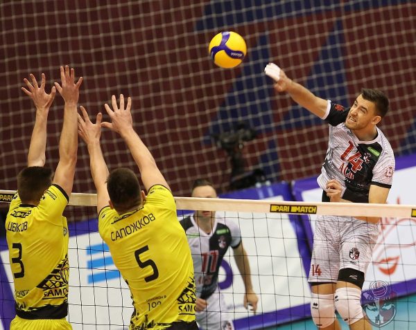 Волейболисты нижегородского АСК победили соперников из Нижневартовска