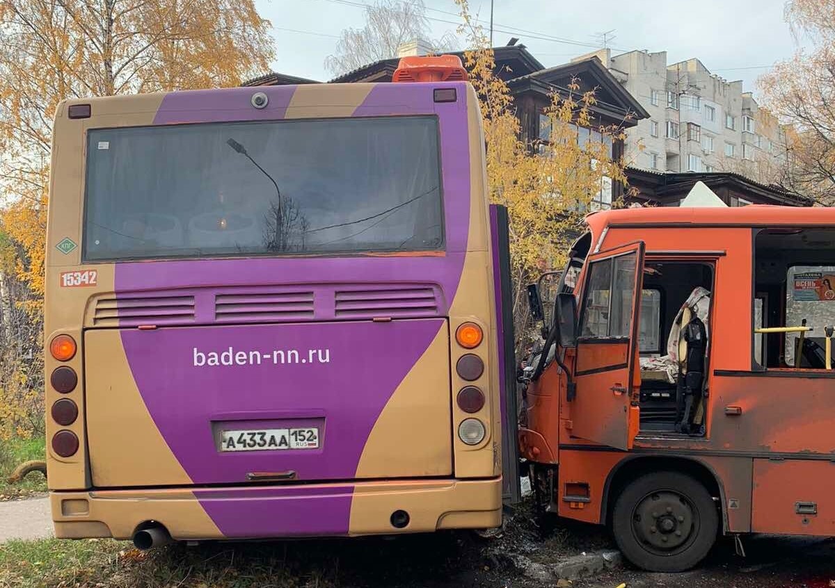 16 человек пострадали в ДТП с двумя автобусами в Нижнем Новгороде