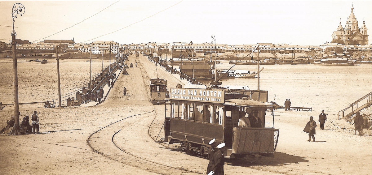 По официальным данным, уже в 1897 году на трамваях и элеваторах перевезли более 3 млн пассажиров.