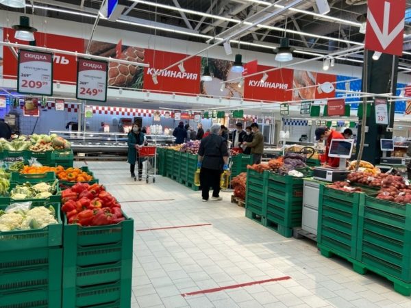 Какие овощи можно добавить в рацион, кроме огурцов и помидоров?