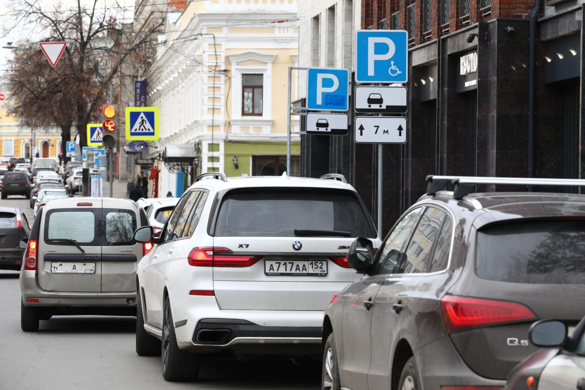 Глеб Никитин поддержал идею ввести льготы для многодетных семей на платные парковки в Нижнем Новгороде