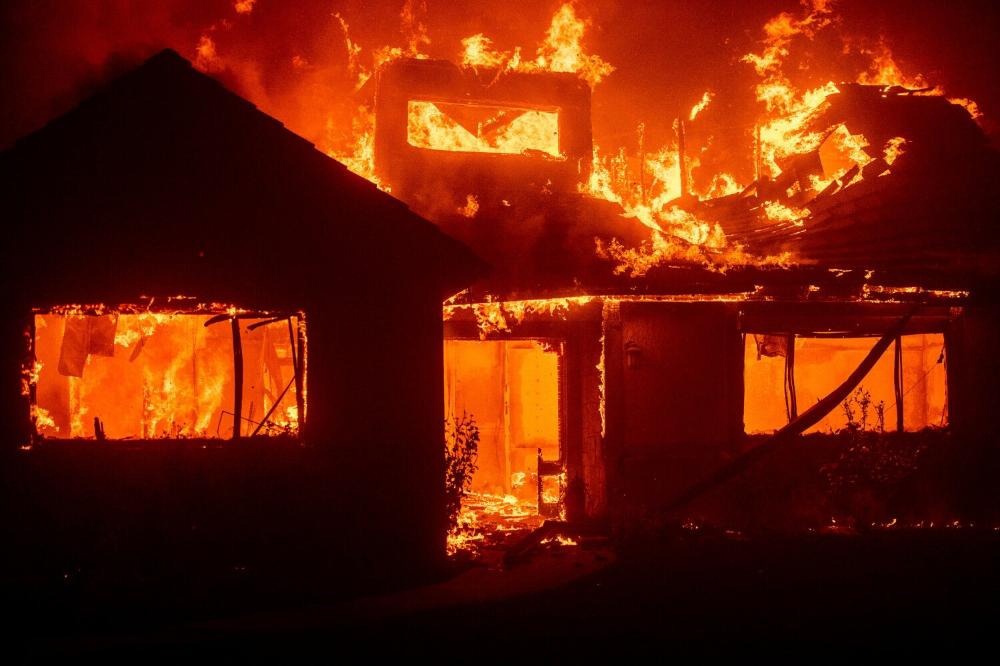 Следователи выясняют обстоятельства гибели мужчины на пожаре в Богородске