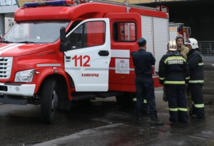Три человека погибли при пожаре в частном доме в Володарском районе