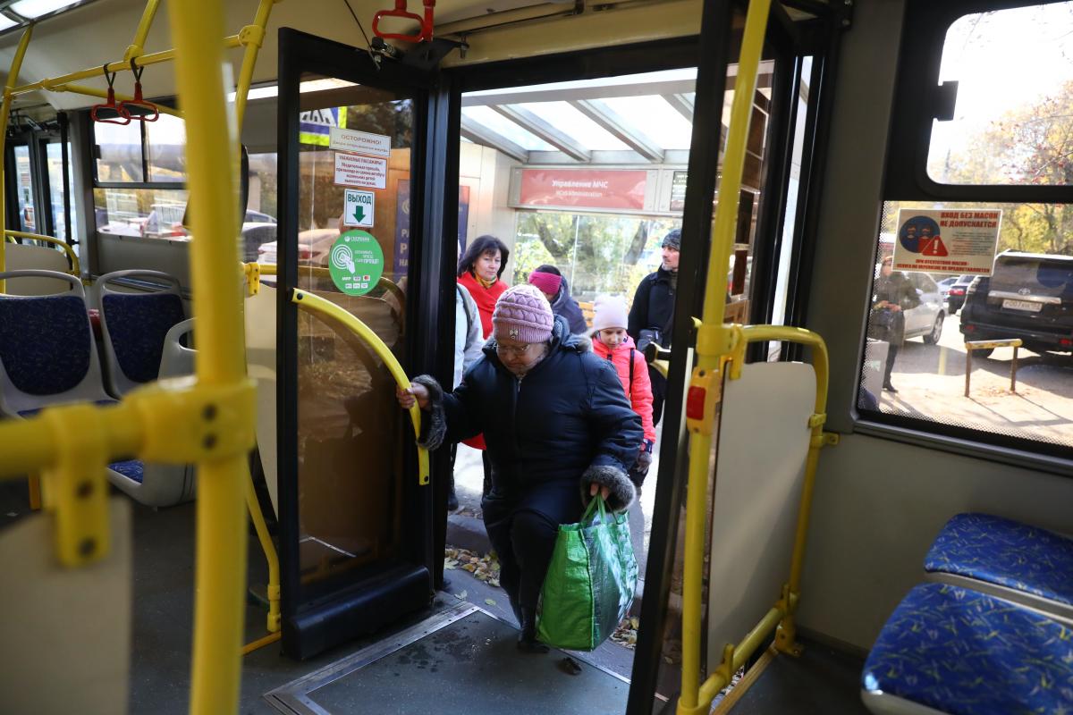 Нижегородский Минтранс рекомендует пожилым людям ограничить поездки в общественном транспорте