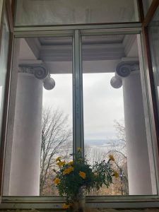 Рассказываем, как экономить на электричестве, и при этом не сидеть в темноте